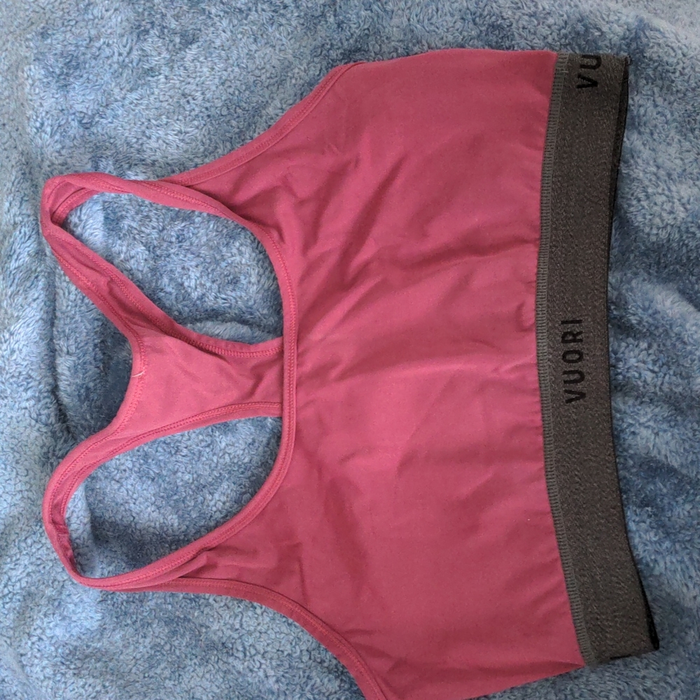 Vuori Sports Bra Size Large
